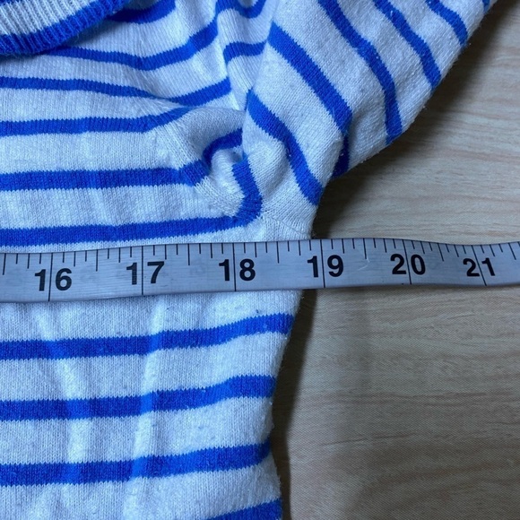 Lilly Pulitzer Ruffled Striped Ruth Sweater Size Medium White Blue Pullover Top - Picture 4 of 6